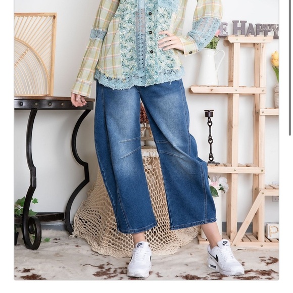 Bluevelvet Patchwork Button Down Shirt - Blue and Green - Picture 4 of 4